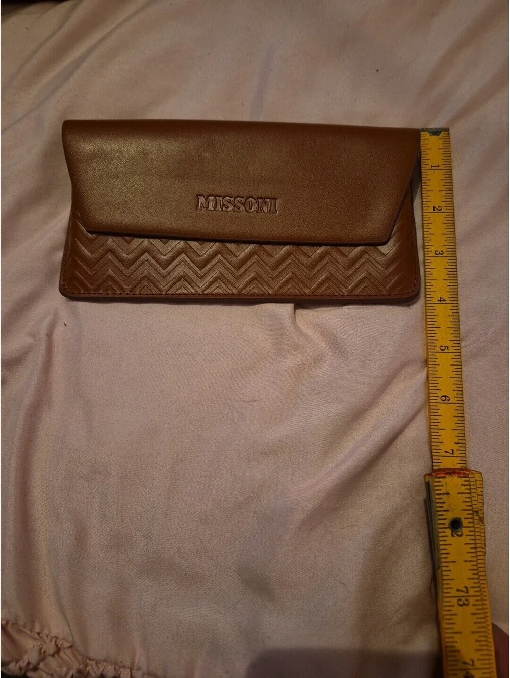 MISSONI TAN LEATHER SUNGLASSES CASE FELT LINED MAGNETIC CLOSE NWOT